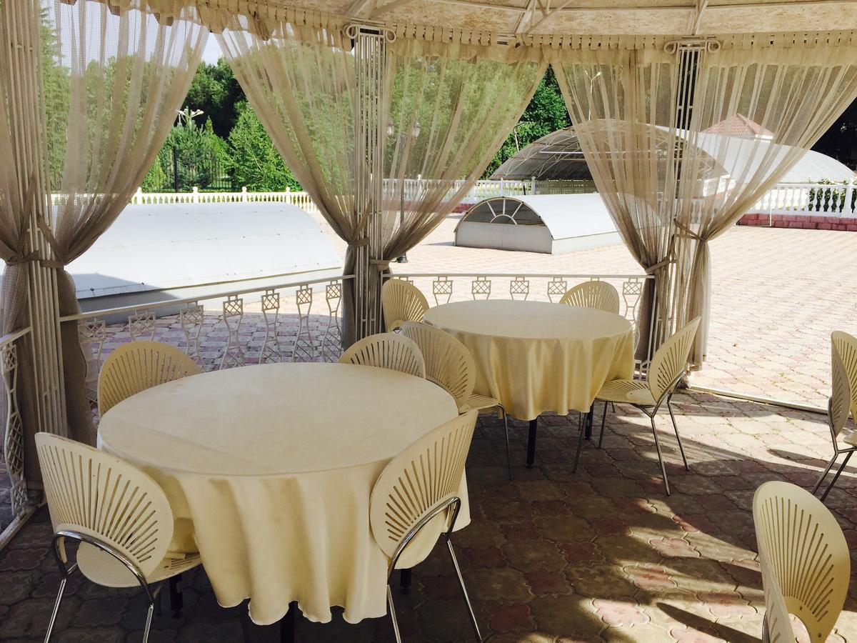 Hotel Ark Ms Taraz Dış mekan fotoğraf
