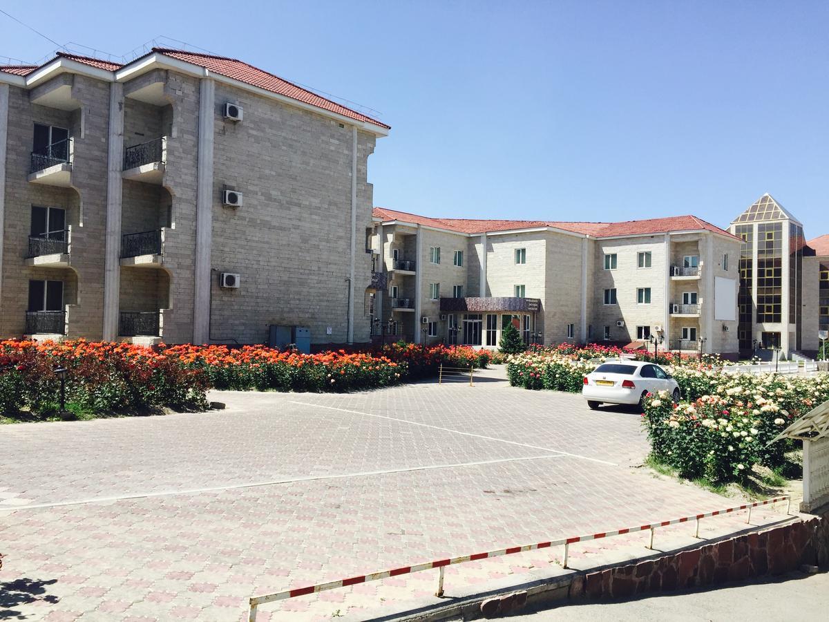 Hotel Ark Ms Taraz Dış mekan fotoğraf