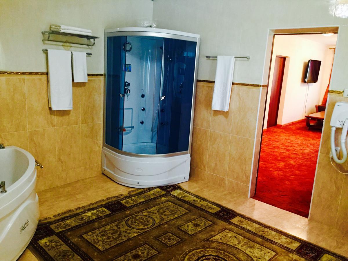 Hotel Ark Ms Taraz Dış mekan fotoğraf