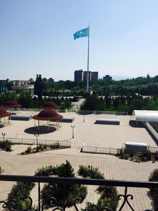 Hotel Ark Ms Taraz Dış mekan fotoğraf