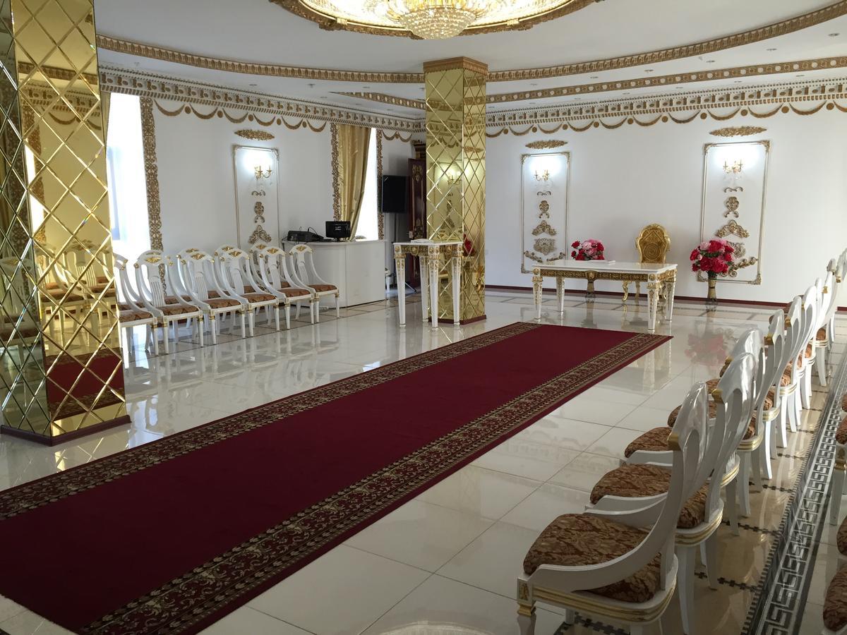 Hotel Ark Ms Taraz Dış mekan fotoğraf