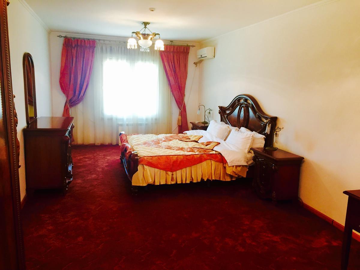 Hotel Ark Ms Taraz Dış mekan fotoğraf